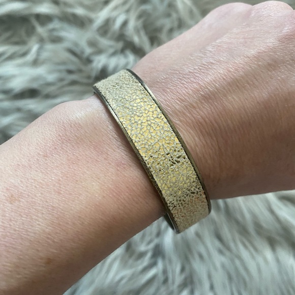 Glitter bangle bracelet from Abercrombie - Picture 1 of 9
